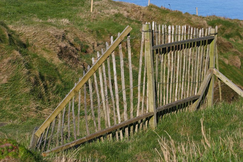 Broken fence, Old Head of Kinsale.jpg